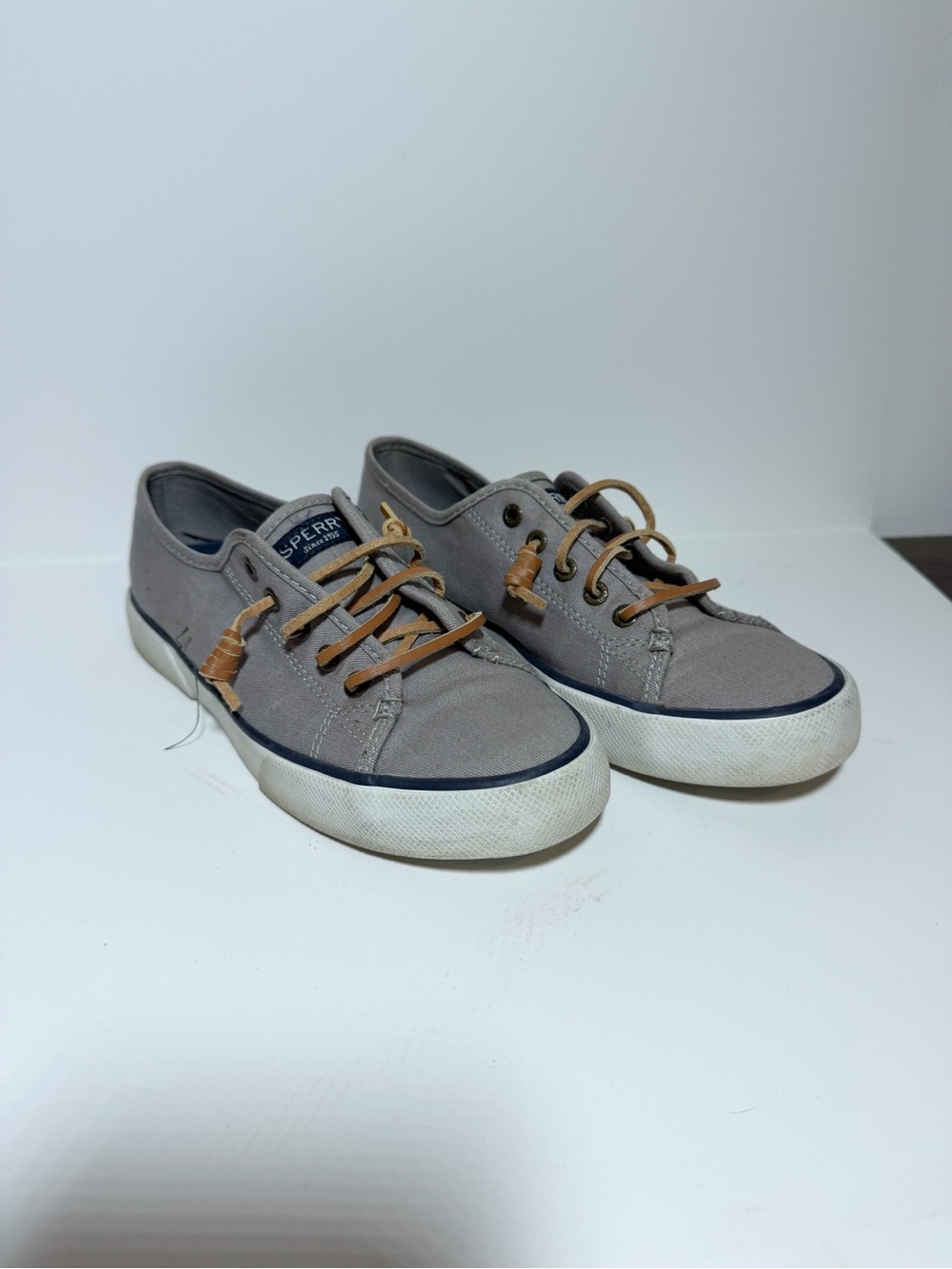 Sperry‎ Women’s Gray Canvas Lace-Up Sneakers 7